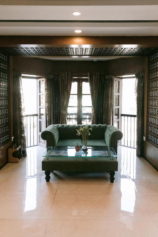 Aranya Boutique Hotel Katmandou Extérieur photo