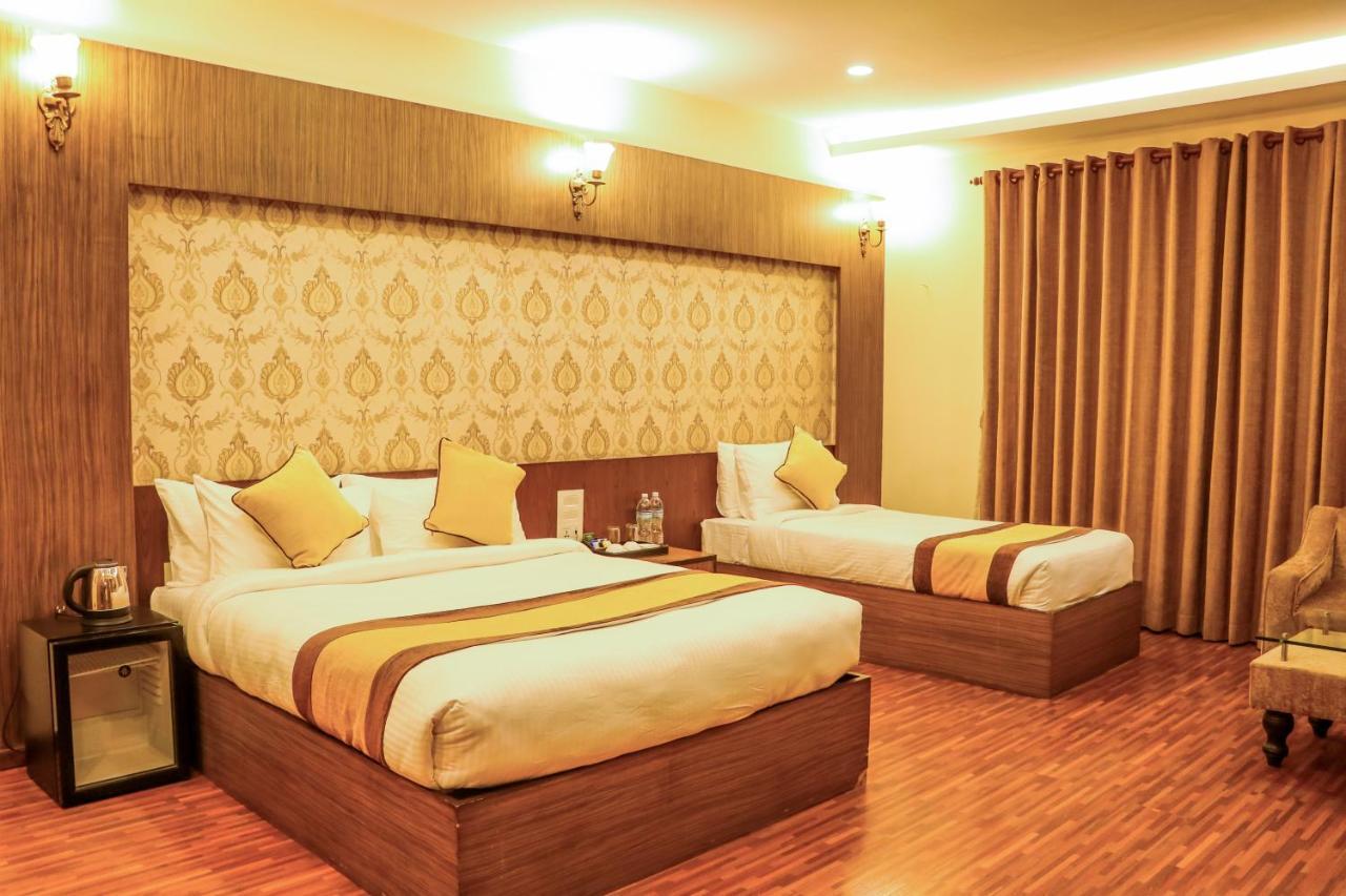 Aranya Boutique Hotel Katmandou Extérieur photo