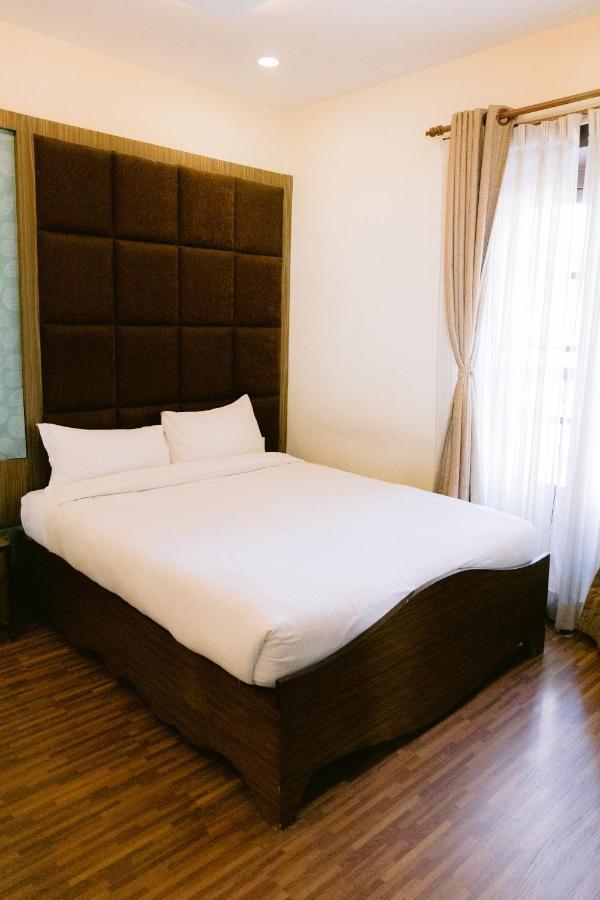 Aranya Boutique Hotel Katmandou Extérieur photo