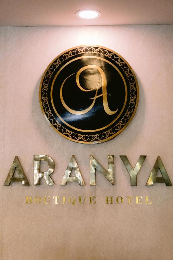 Aranya Boutique Hotel Katmandou Extérieur photo